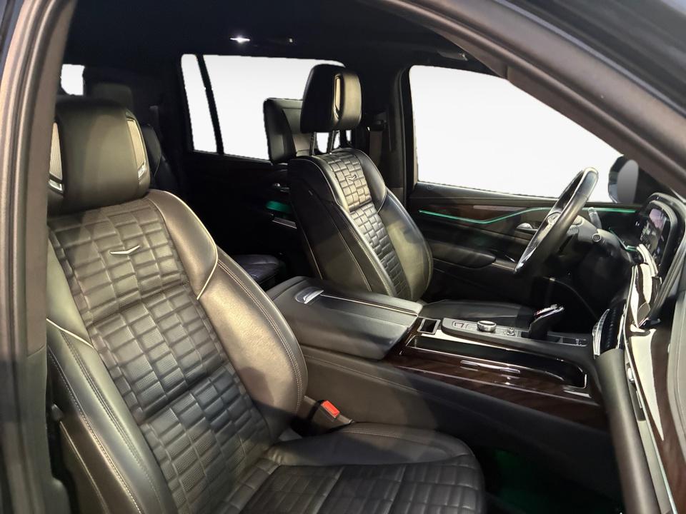 2022 Cadillac Escalade ESV Sport Platinum