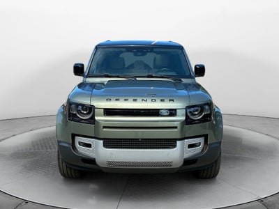 2023 Land Rover Defender SE