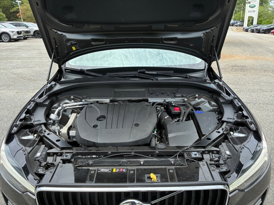 2022 Volvo XC60 Momentum