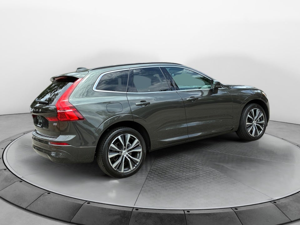 2022 Volvo XC60 Momentum