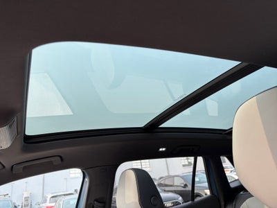 2025 Volkswagen Tiguan SEL R-Line