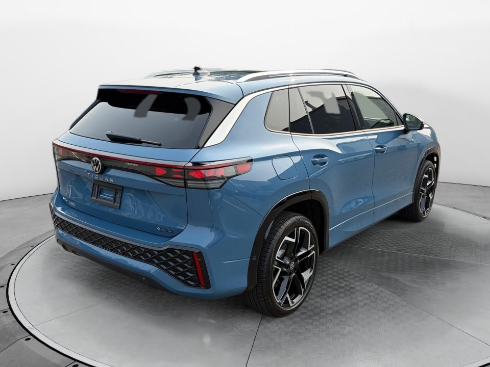 2025 Volkswagen Tiguan SEL R-Line