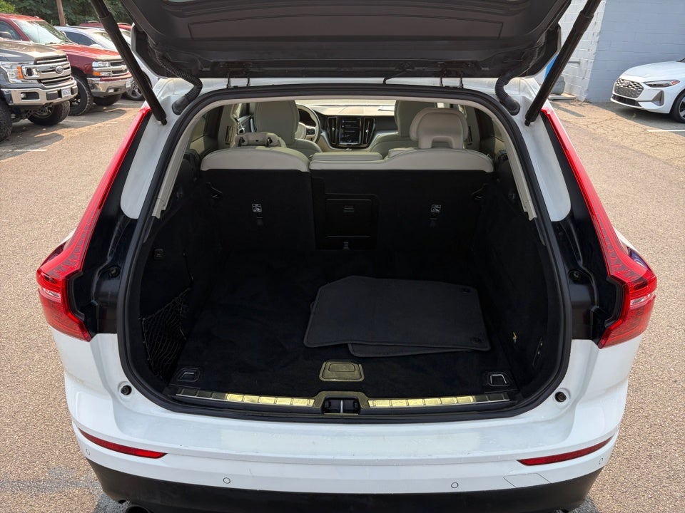 2019 Volvo XC60 Momentum
