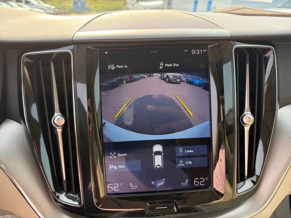 2019 Volvo XC60 Momentum