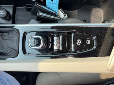 2019 Volvo XC60 Momentum