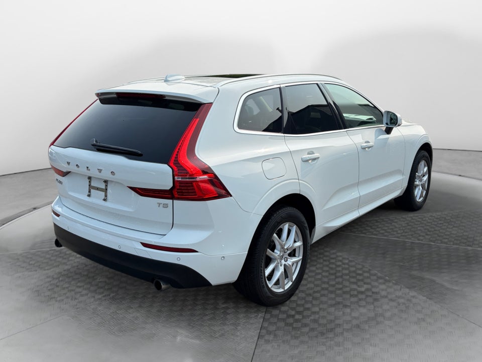 2019 Volvo XC60 Momentum
