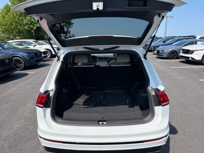 2021 Volkswagen Tiguan SE R-Line Black