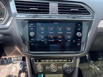 2021 Volkswagen Tiguan SE R-Line Black