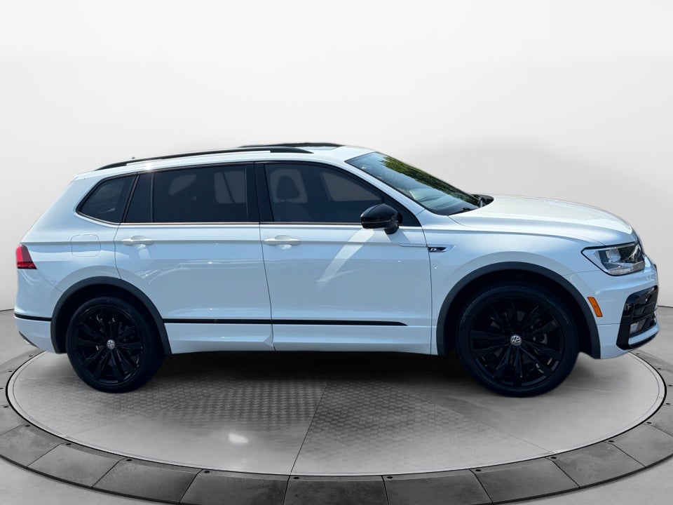 2021 Volkswagen Tiguan SE R-Line Black