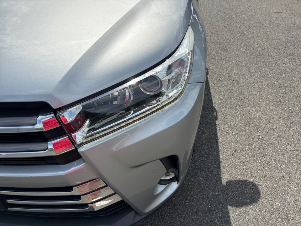 2019 Toyota Highlander Limited Platinum