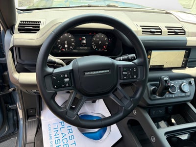 2024 Land Rover Defender X-Dynamic SE
