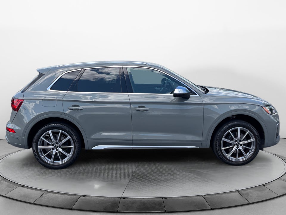 2022 Audi SQ5 Premium