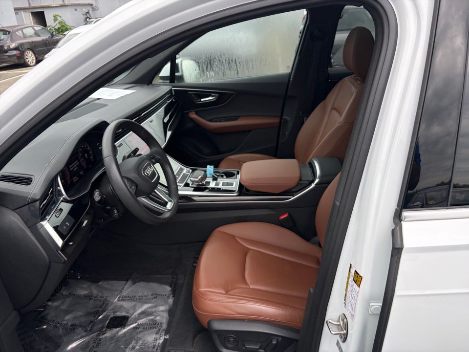 2023 Audi Q7 Premium
