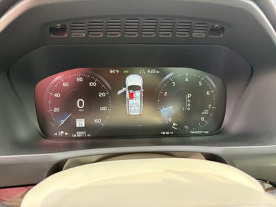 2017 Volvo XC90 Momentum