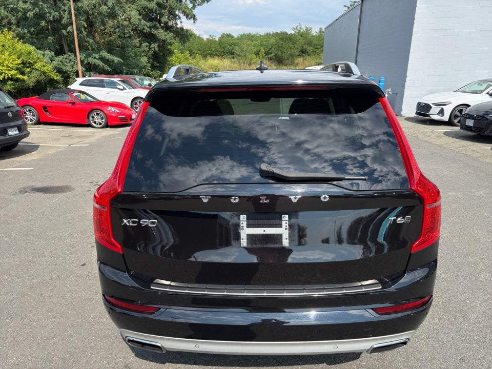2017 Volvo XC90 Momentum