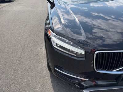 2017 Volvo XC90 Momentum
