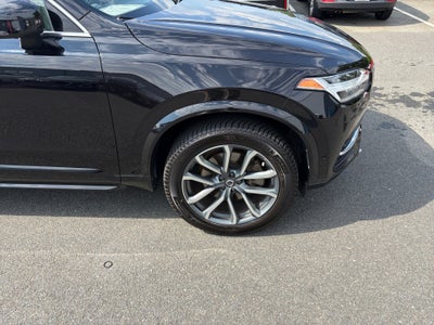 2017 Volvo XC90 Momentum