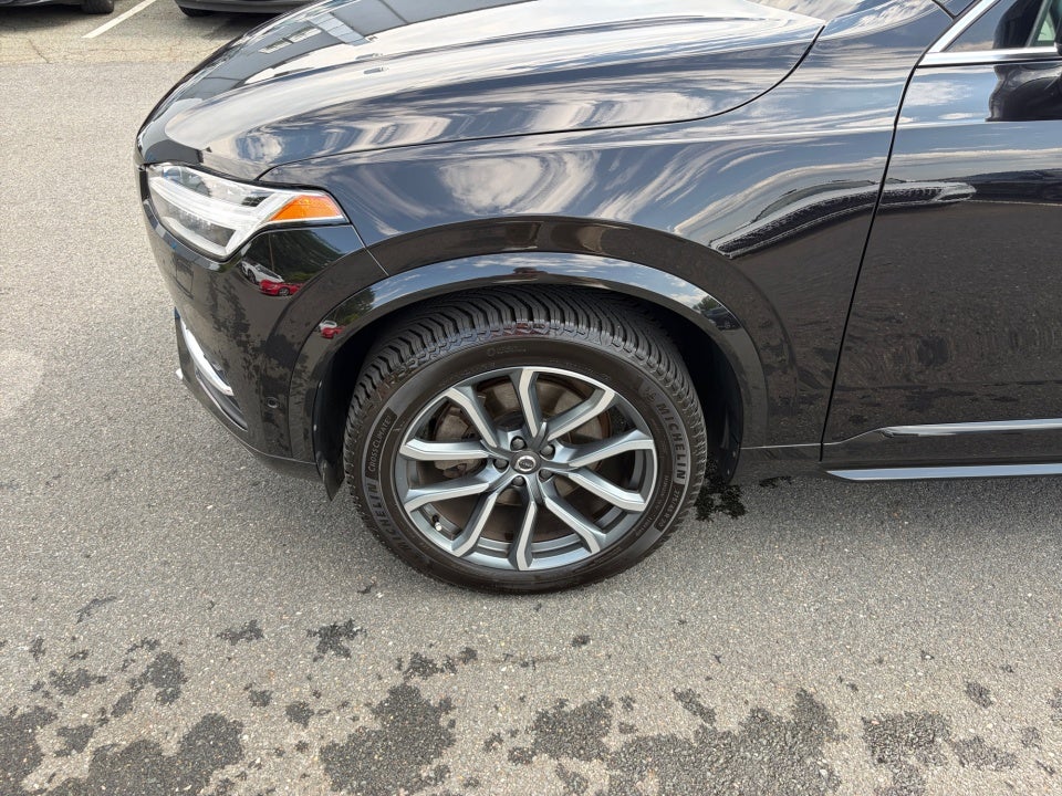 2017 Volvo XC90 Momentum