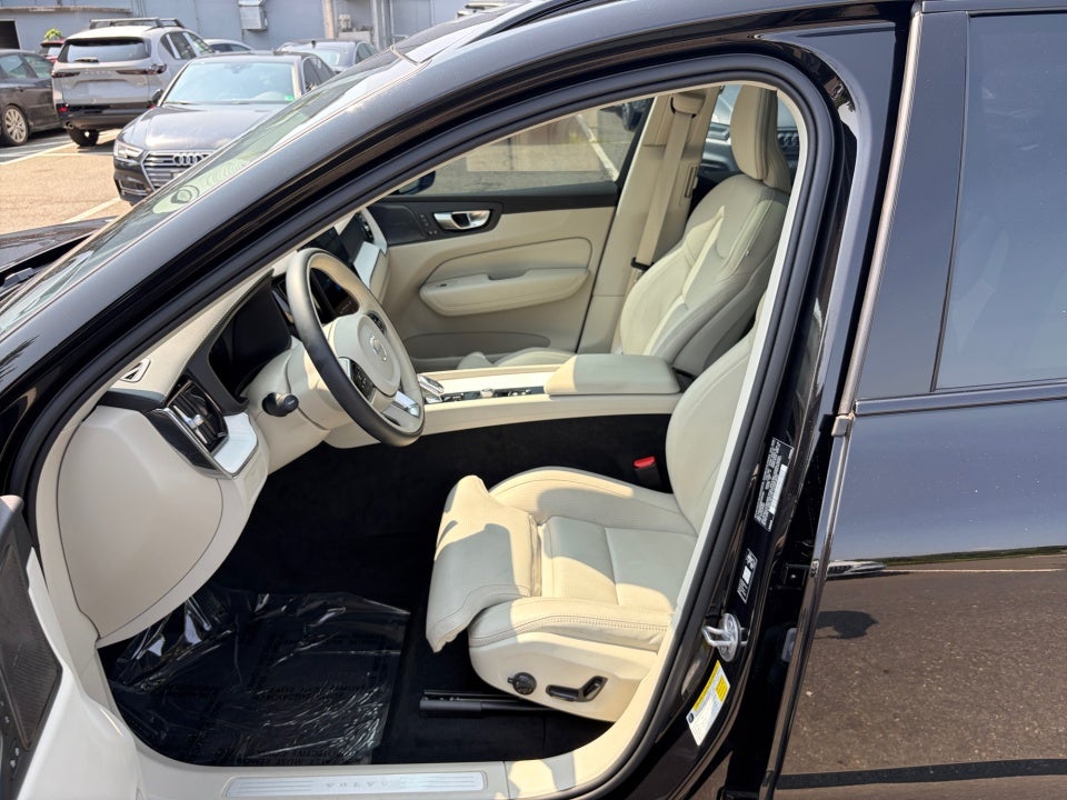 2026 Volvo XC60 Ultra