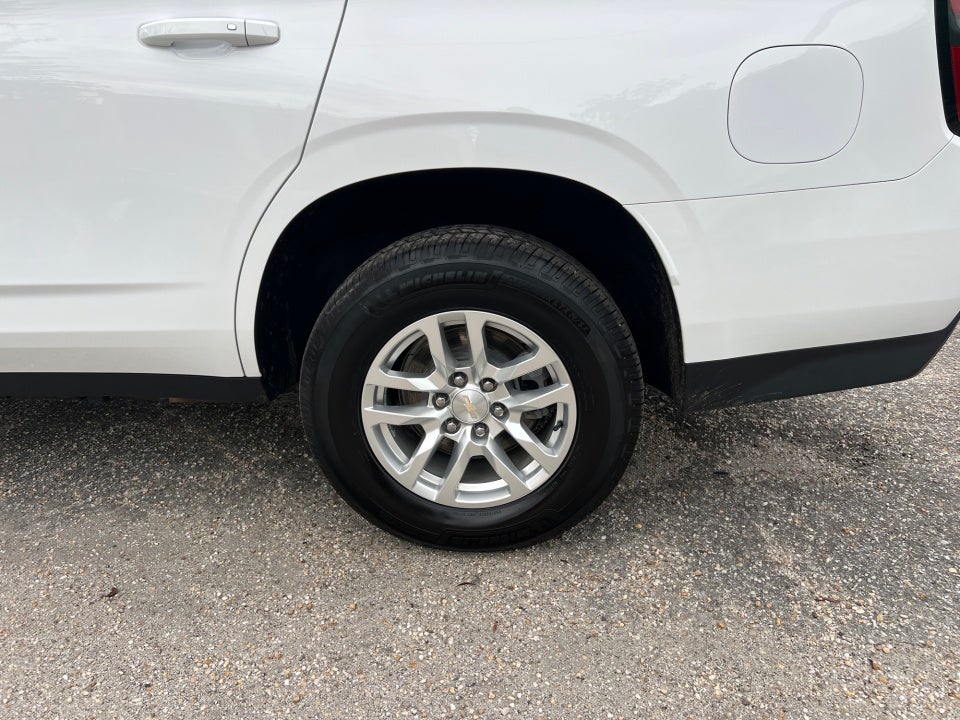2023 Chevrolet Tahoe 4WD LS