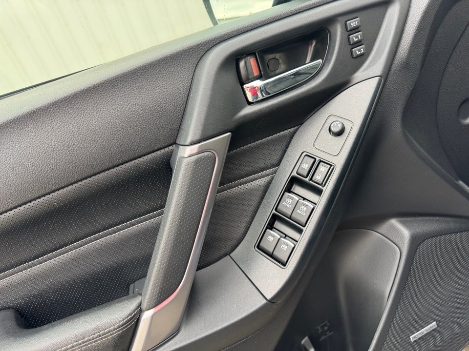 2018 Subaru Forester Touring